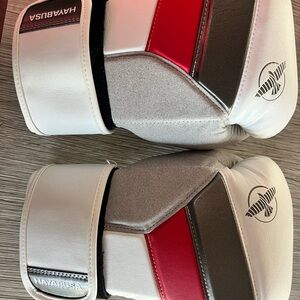 (Brand new) T3 Boxing Gloves White Red Gray